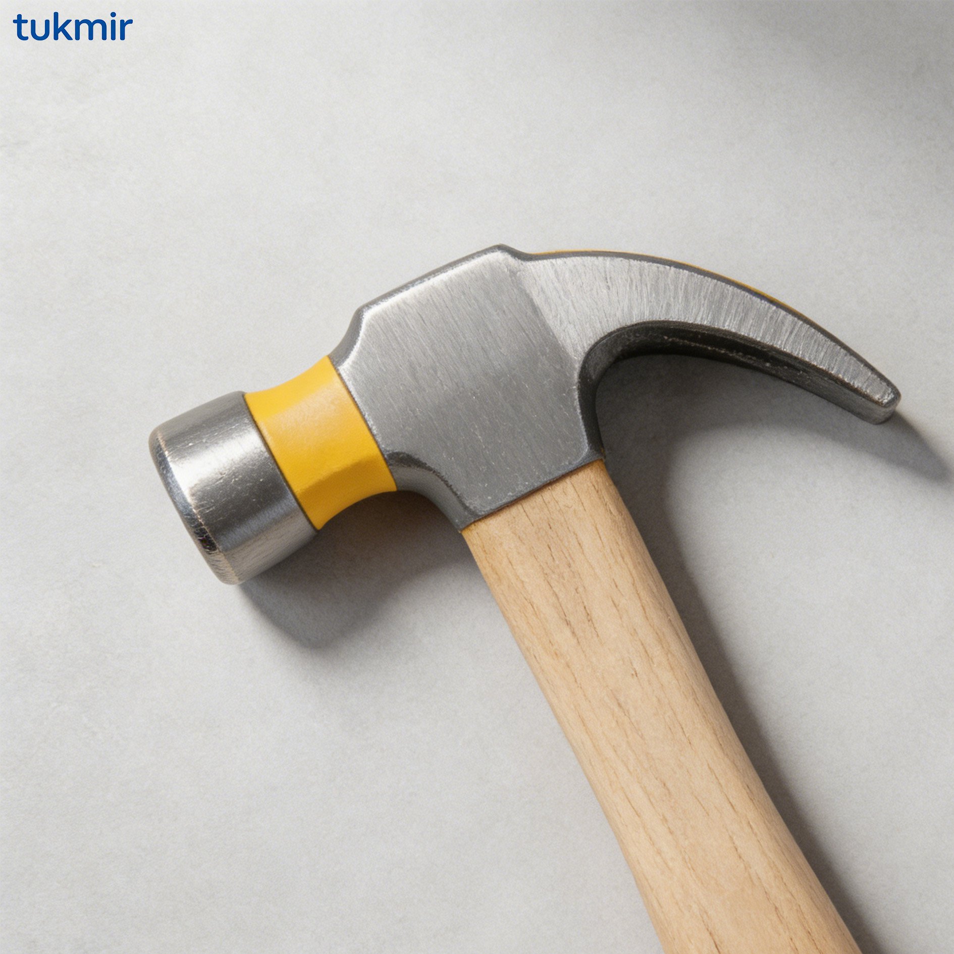Ergonomic handle hammers for home repairs