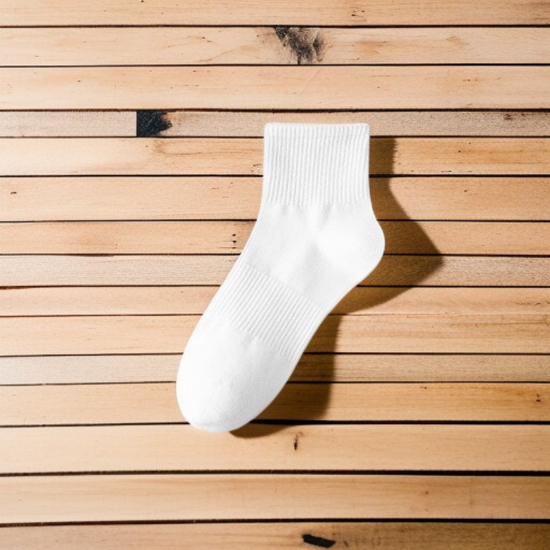經典純白高筒襪