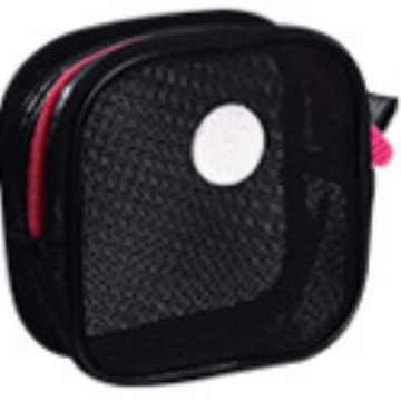 軽量速乾トラベルポーチ