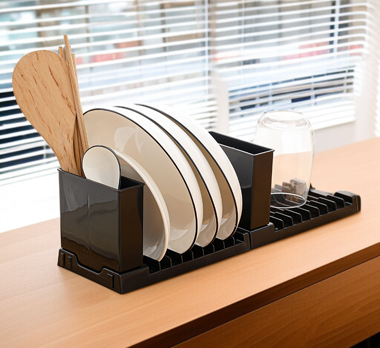 耐久性が高い食器収納ラック