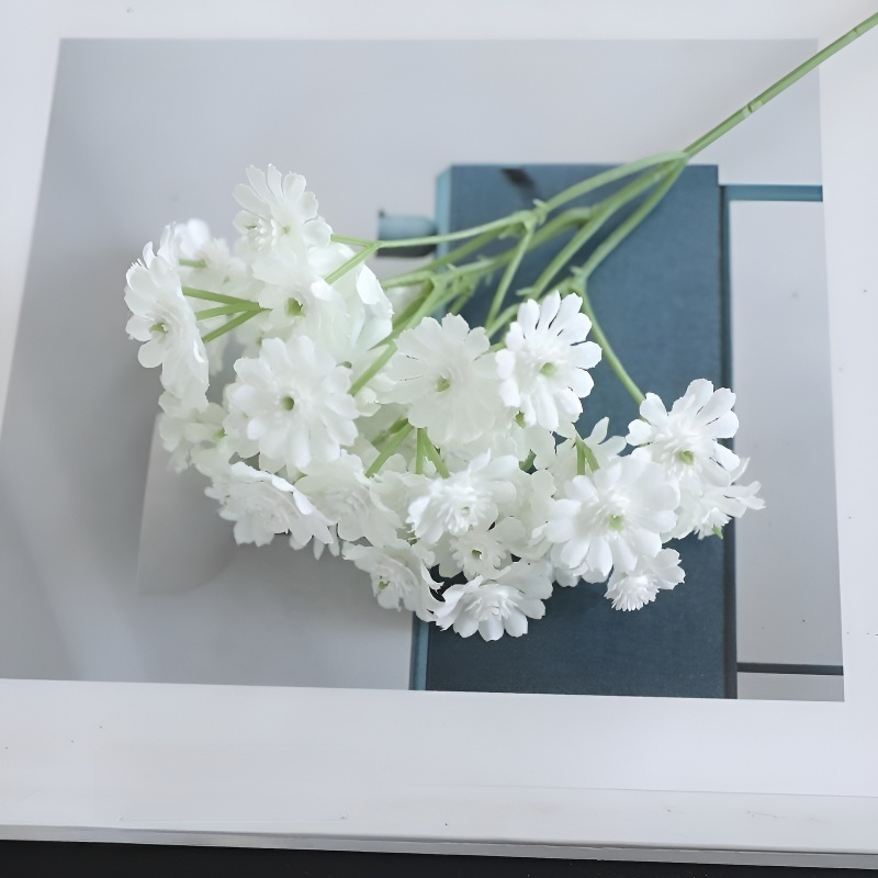 Ramo de margaritas artificiales