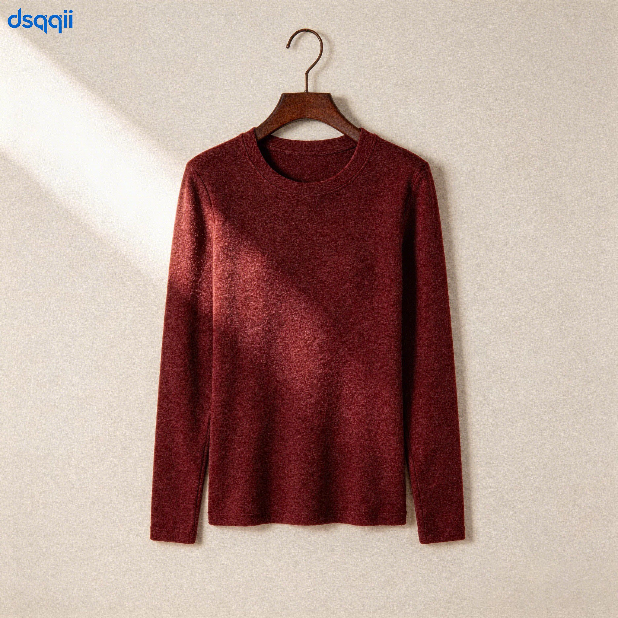 버건디 크루넥 니트 스웨터