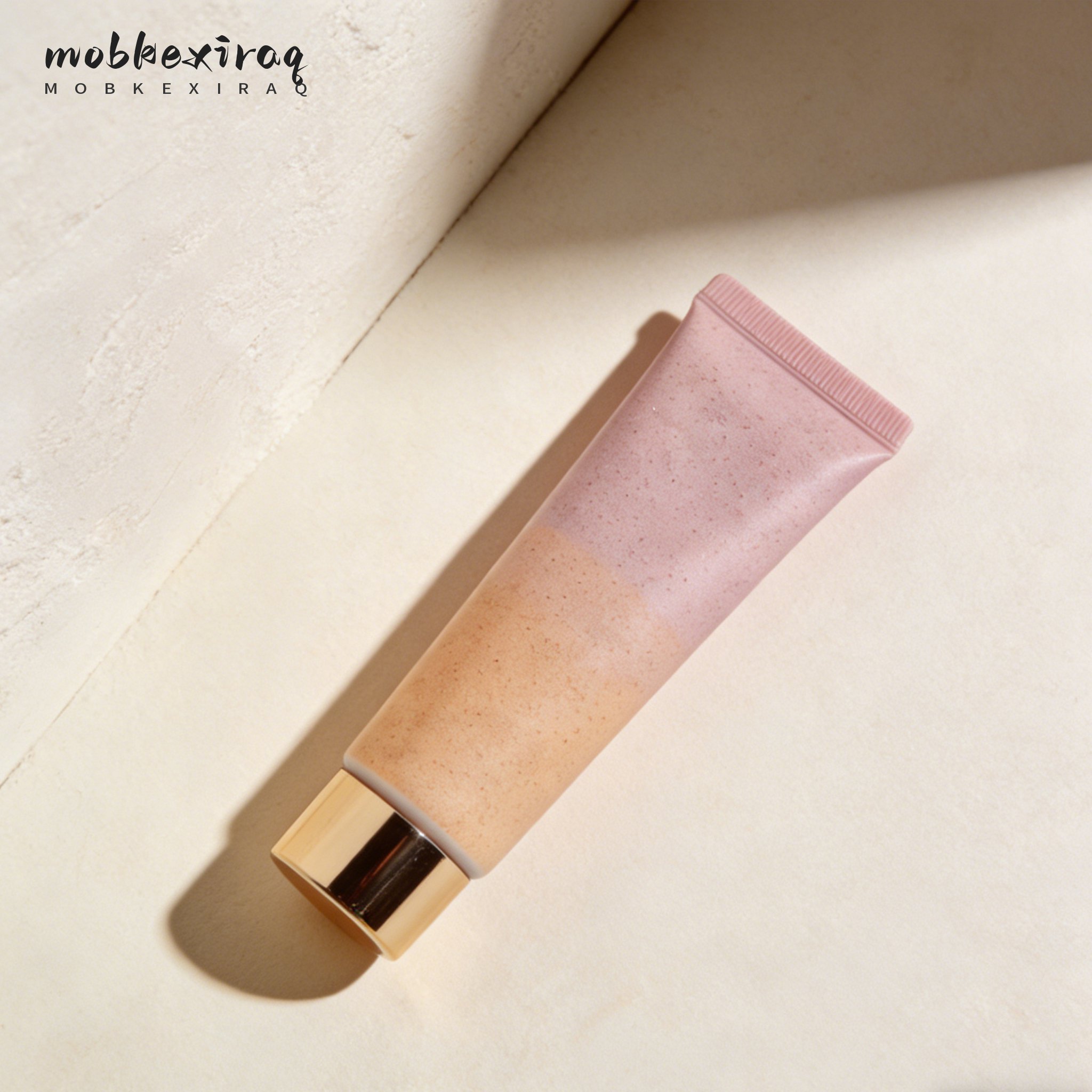 모공 청정 효과를 보여주는 딥클렌징 스크럽