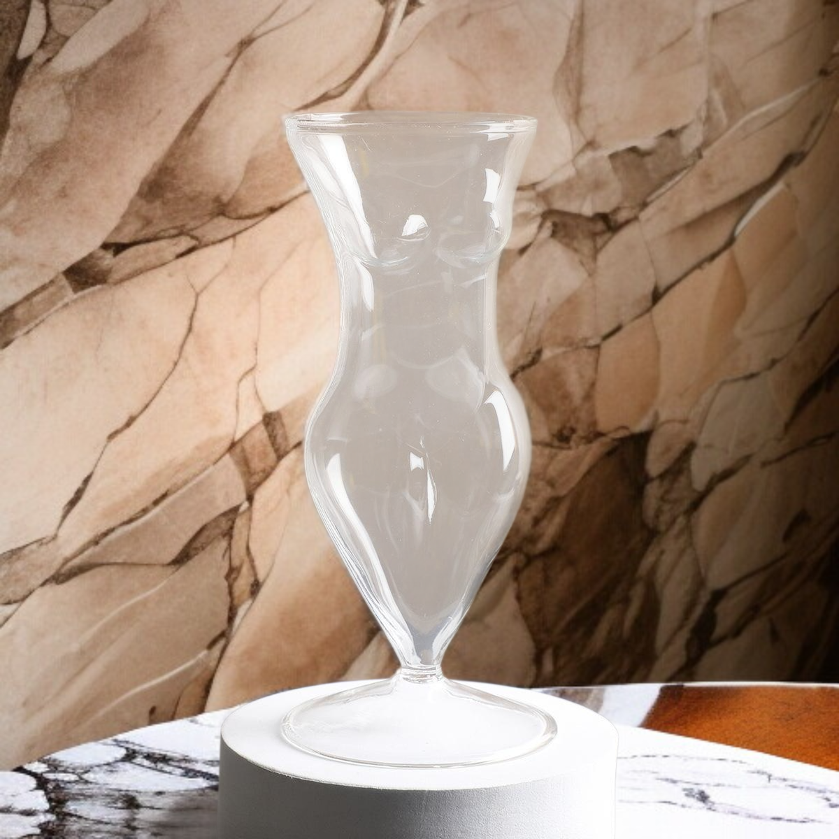 친환경 재질의 유리 칵테일 컵