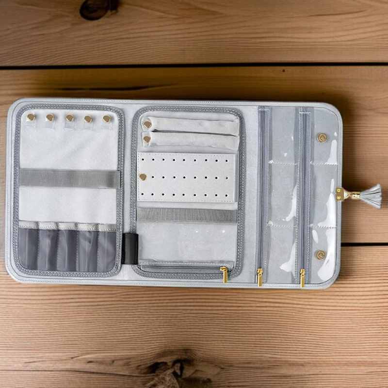 ジュエリーボックス PUレザー ジュエリーケース 指輪置き ジュエリー 収納ケース 携帯用 持ち運び ネックレスケース 仕切り付き宝石箱 じゅえりーぼっくす ネックレス イヤリング ピアス ブレスレッ