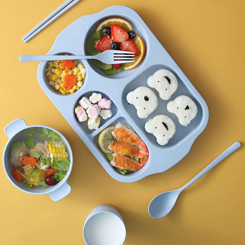 Divided straw tableware