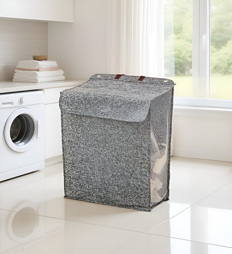 심플 디자인의 옷 보관 바구니