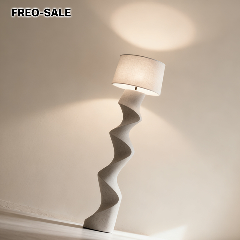 나선형 플로어 램프