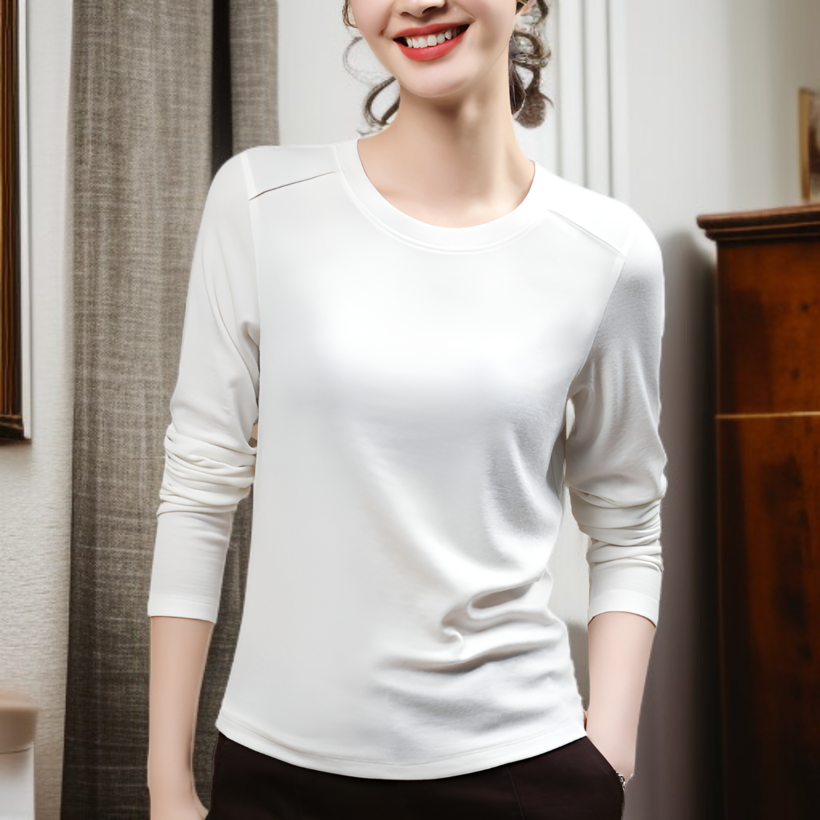 2025年秋冬新作 テンセルウール ベースレイヤー Tシャツ 暖かい 防寒 肌に優しい 通気性 着痩せ 伸縮性のある肩 ラウンドネック 長袖 レディース Tシャツ