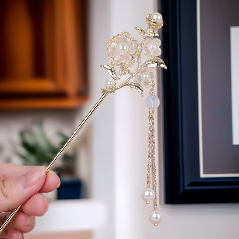 蝶々モチーフの高級感ある中華風ヘアピン・漢服用髪飾り・かんざし