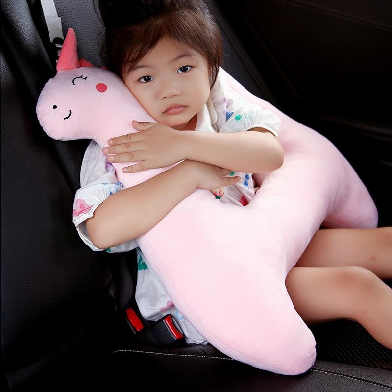 Car sleeping essential: car pillow, long-distance bus seatbelt, rear passenger neck support pillow.