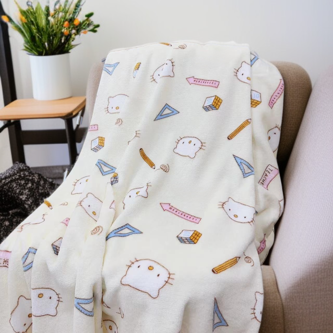 사무실 다용도 점심 담요