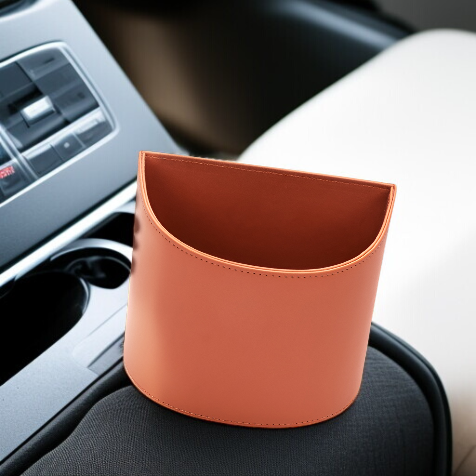 Auto Mülleimer hängend im Innenraum