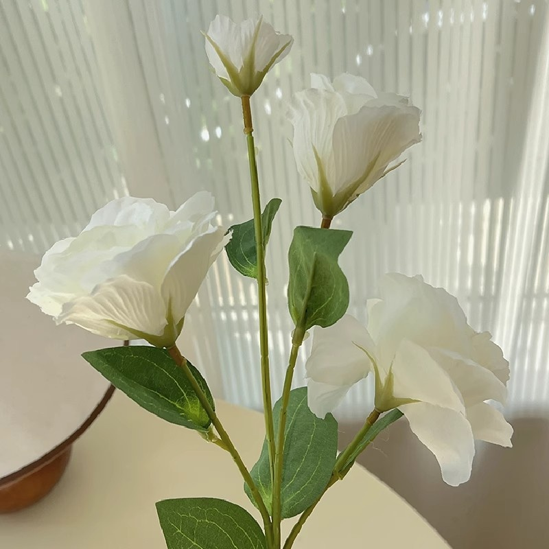 flores artificiales de lisianthus