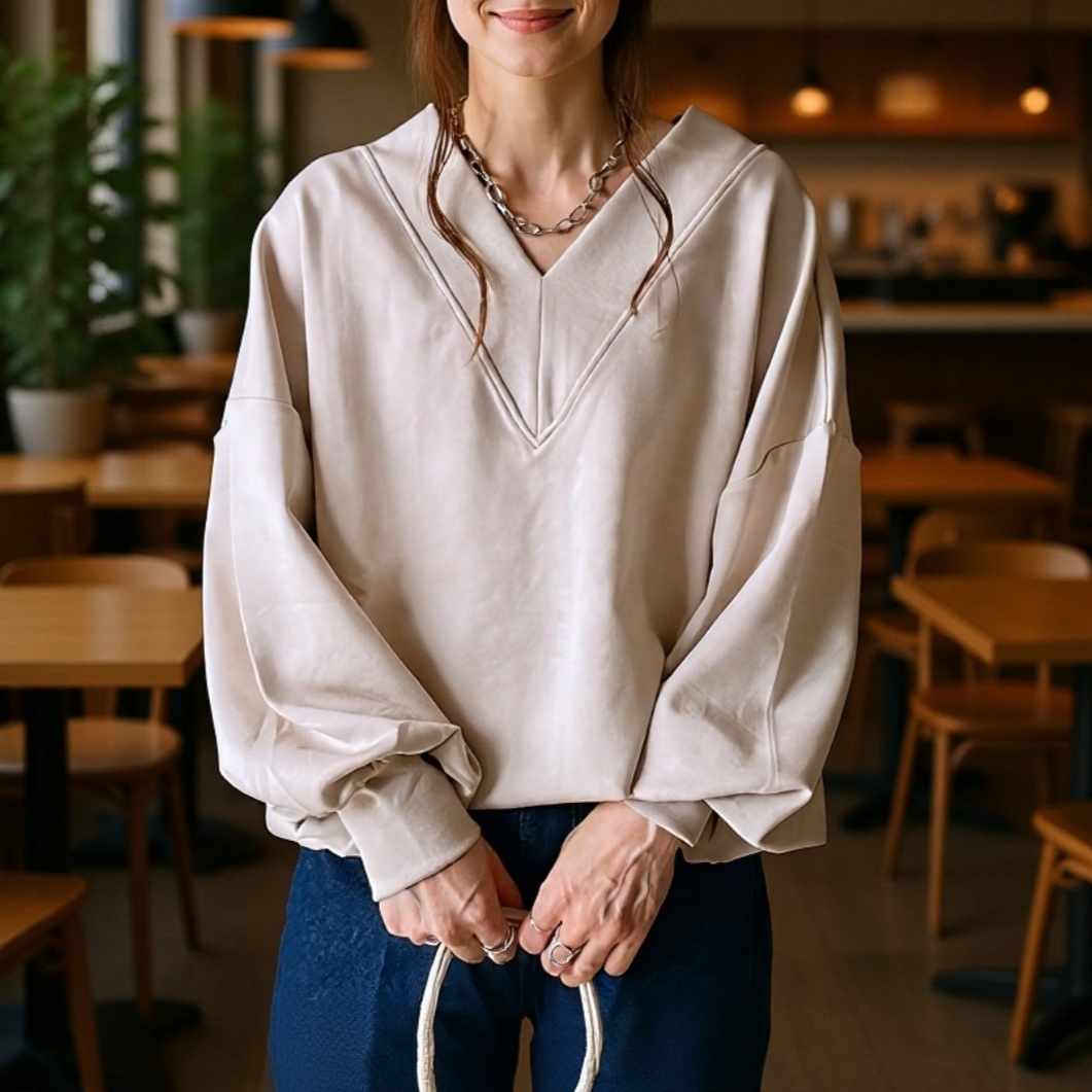 ゆったりバットウィングスリーブ大きめVネック無地レディーストップス