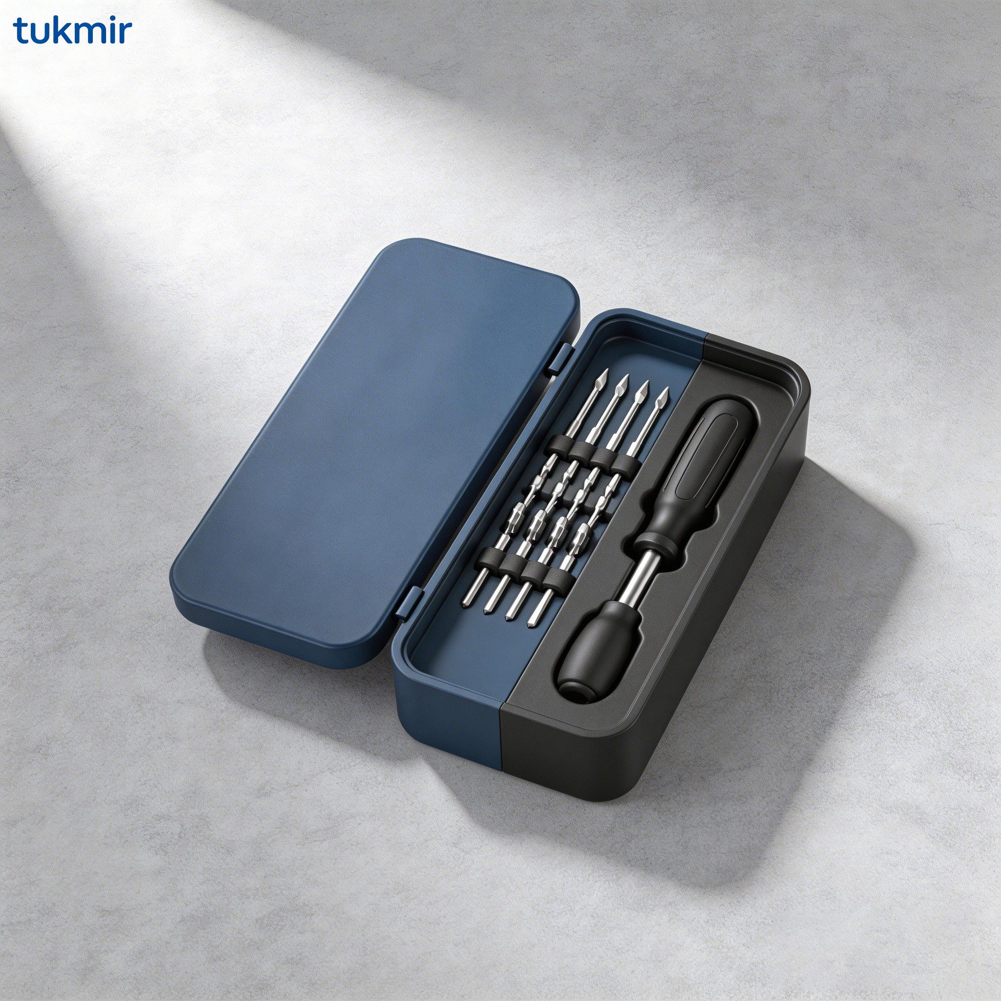 Multi-functional screwdriver set