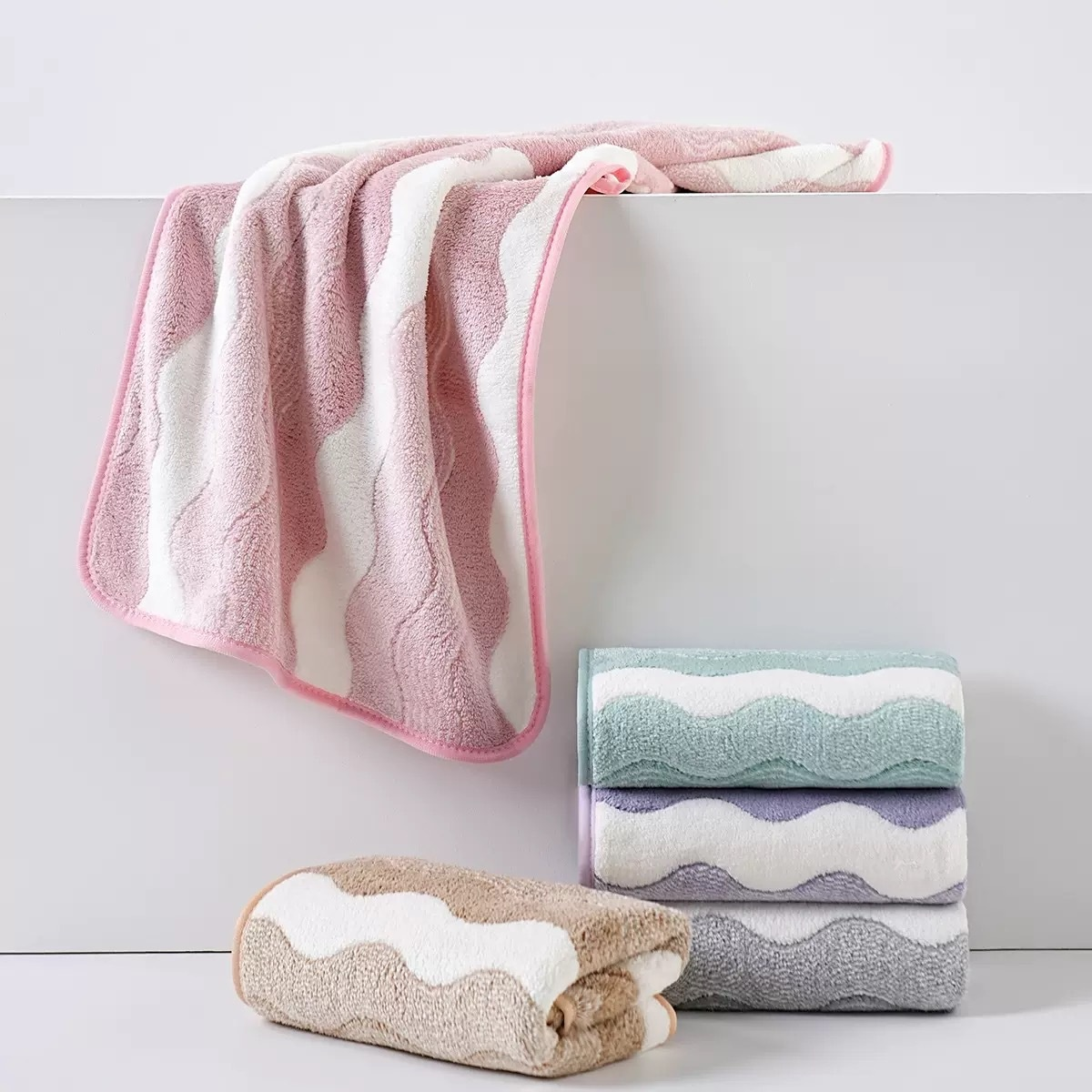 Coral Fleece Two-tone Towel, Absorbent & Soft Face Cloth for Home