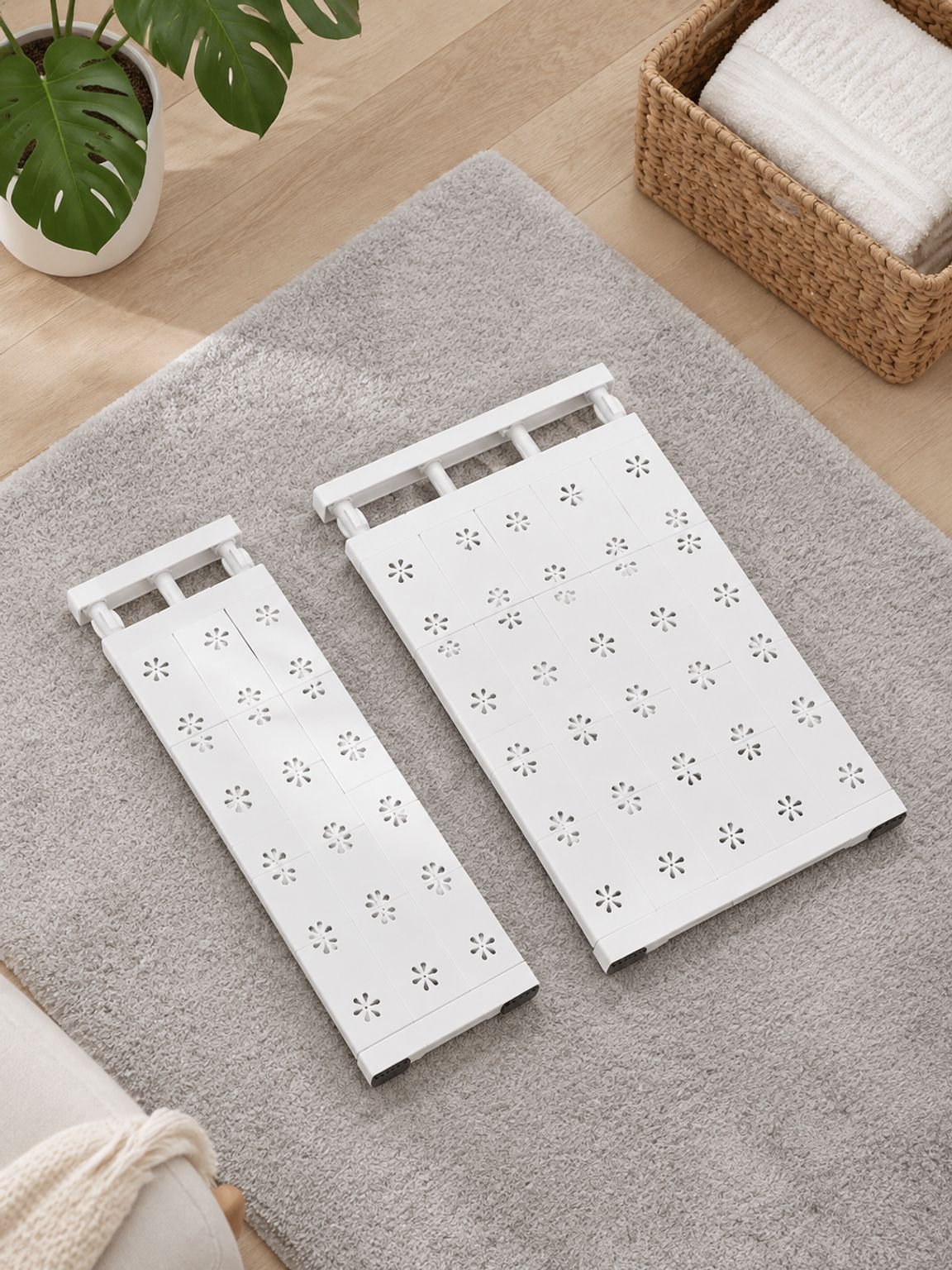 Adjustable shelf organizer for closet storage