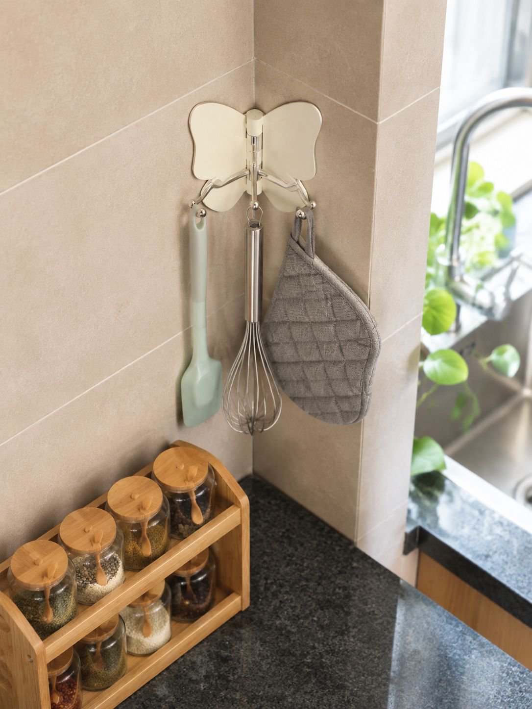Organizador de cocina con ganchos giratorios de mariposa