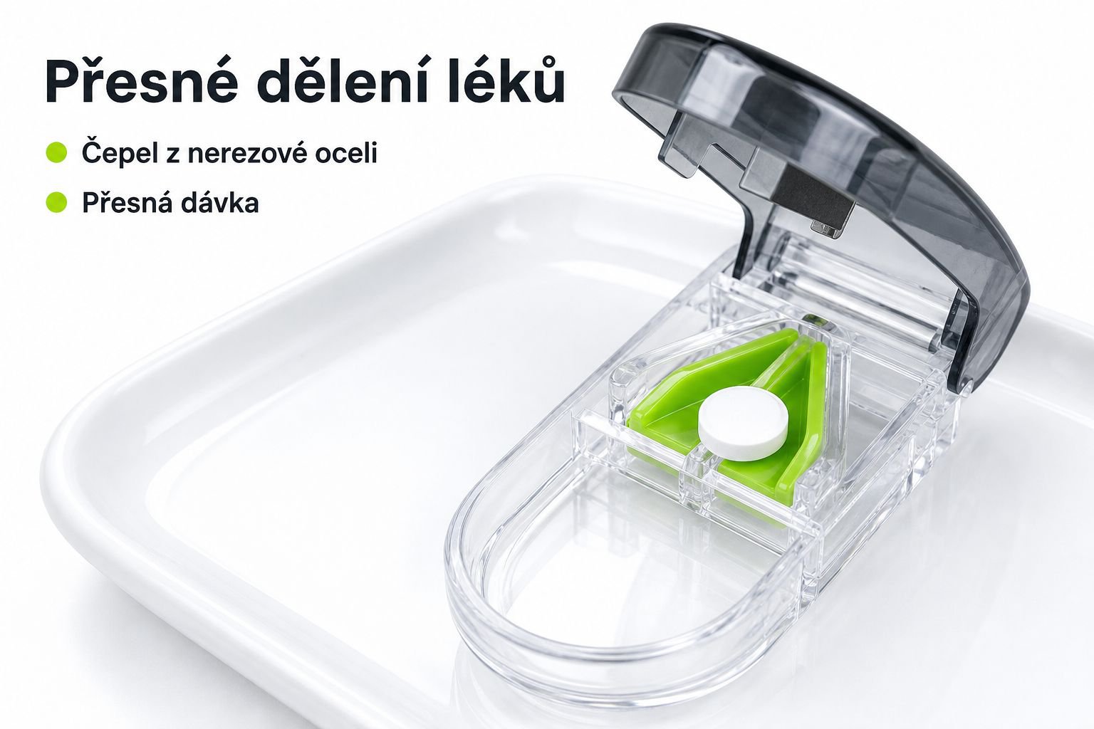 Přenosná krabička na řezání a skladování léků