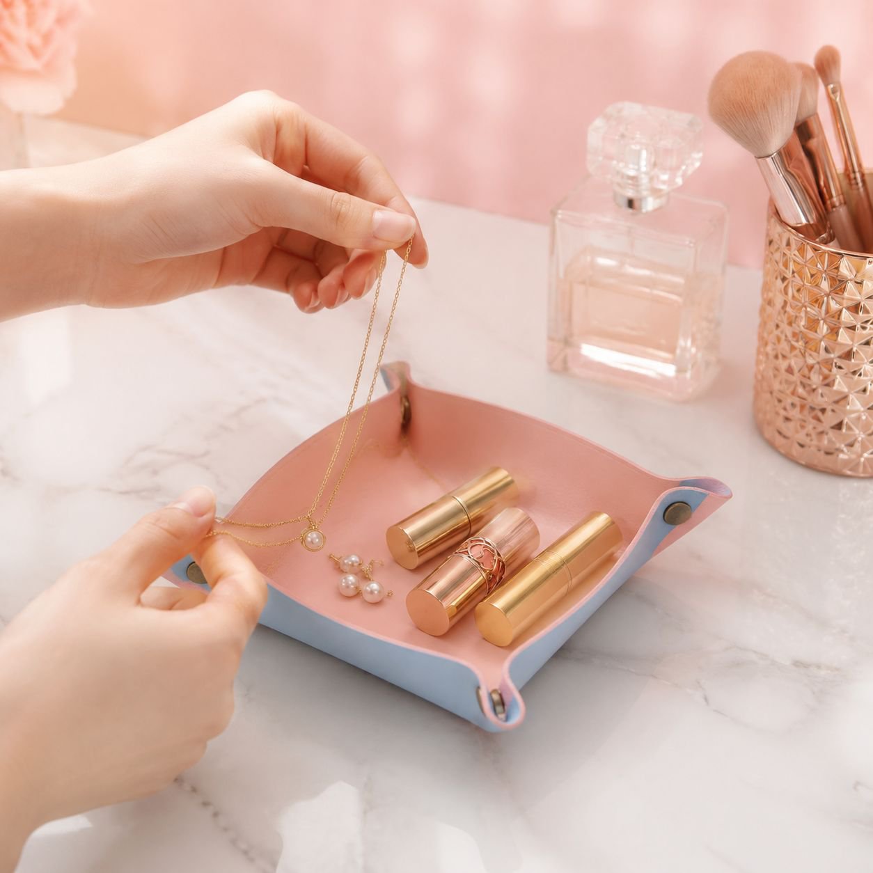 Kosmetik- und Schmuck-Lederablage