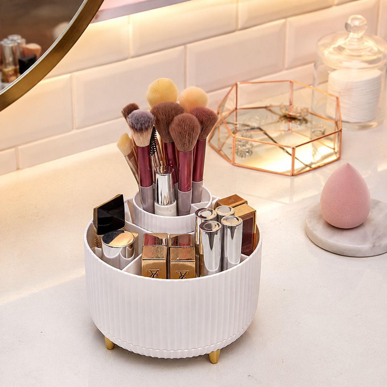 Rotating Makeup Brush Storage Box, Lipstick Eyeshadow Pencil Dustproof Organizer