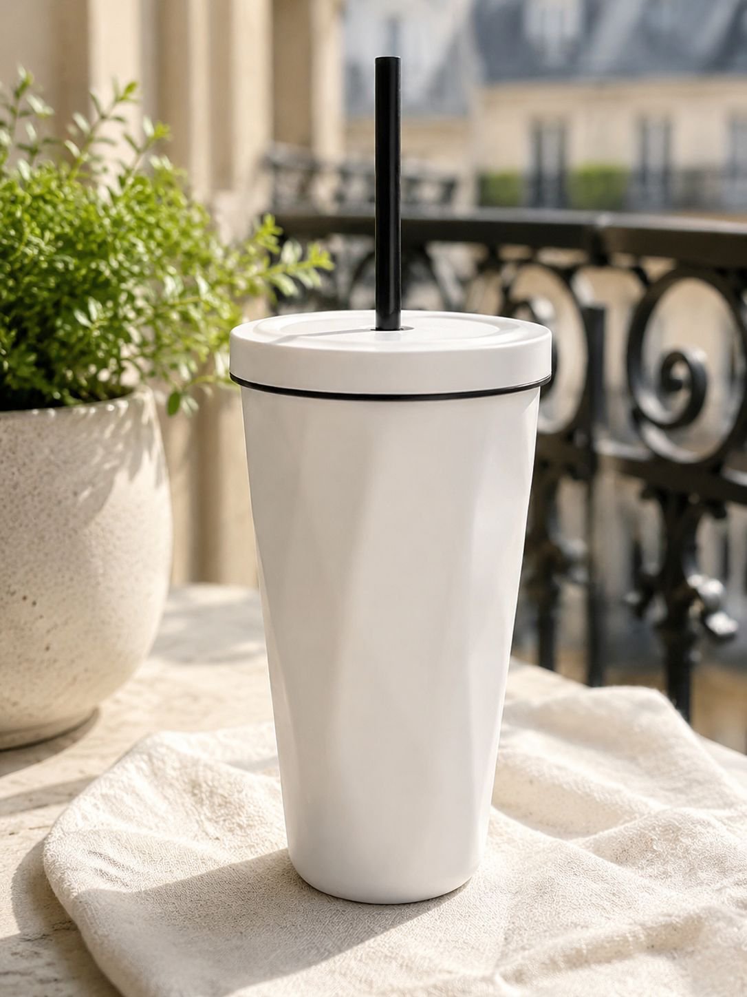 Gobelet portable avec design diamant, parfait pour l’outdoor