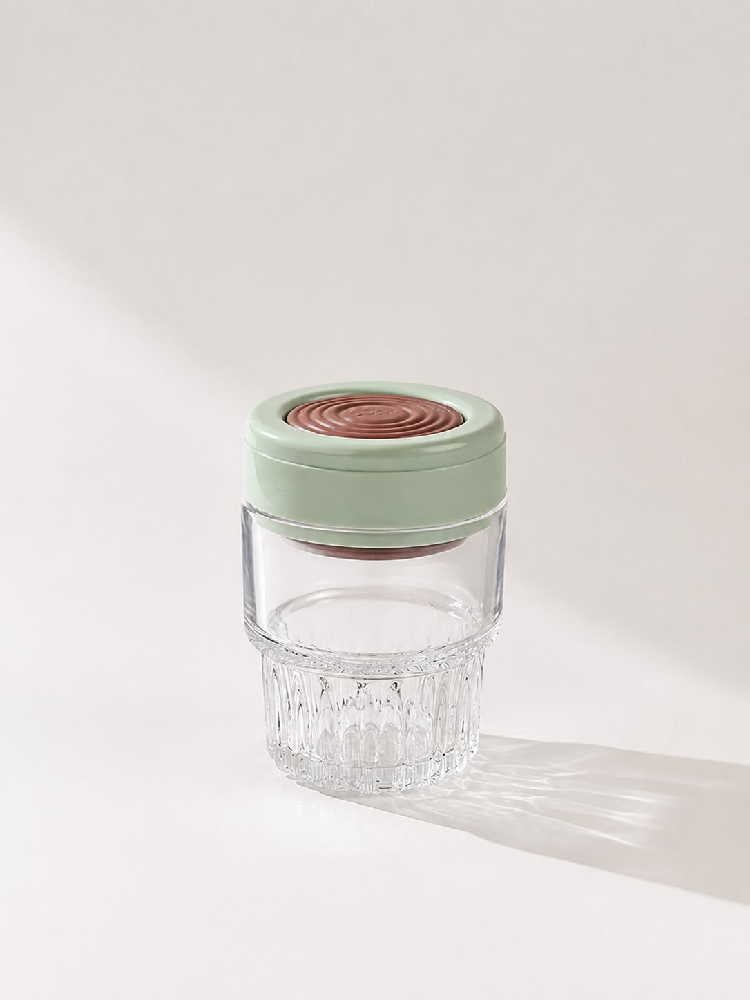 Versatile ice mold for drinks and desserts