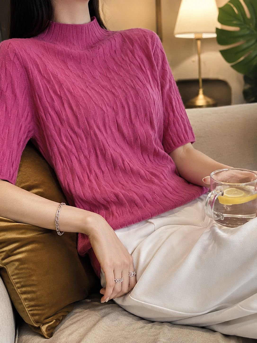 Top femme à col rond en maille légère