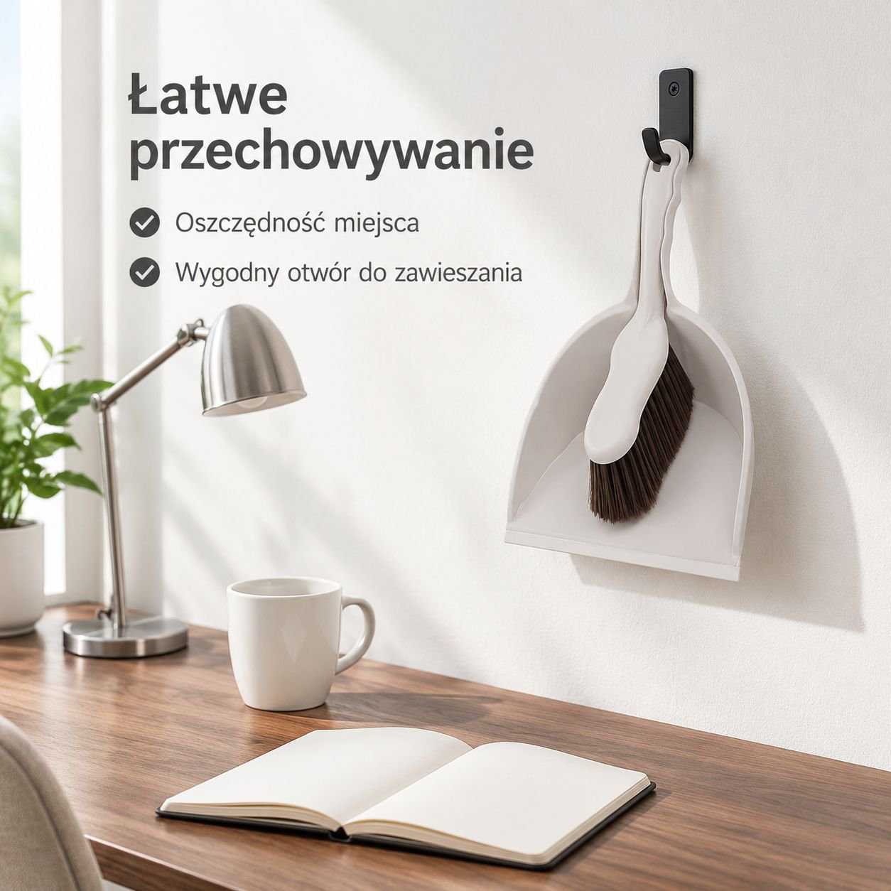 Miniaturowy zestaw ręczny (szczotka z miękkim włosiem i szufelka) do stolików kawowych i biurek