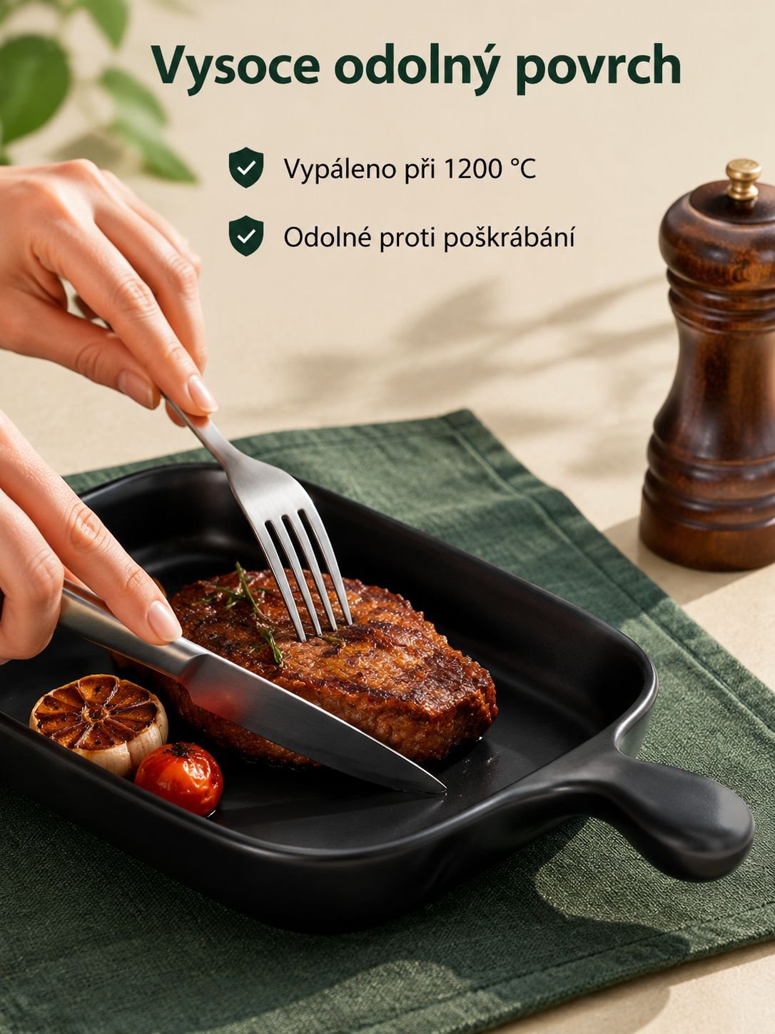Obdélníkový pekáč plný pečené zeleniny