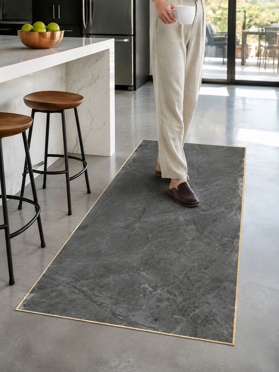 Waterproof kitchen rug for heavy-duty use