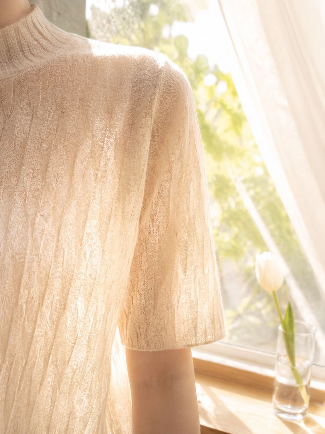 Look d'été avec top à manches courtes pour femme