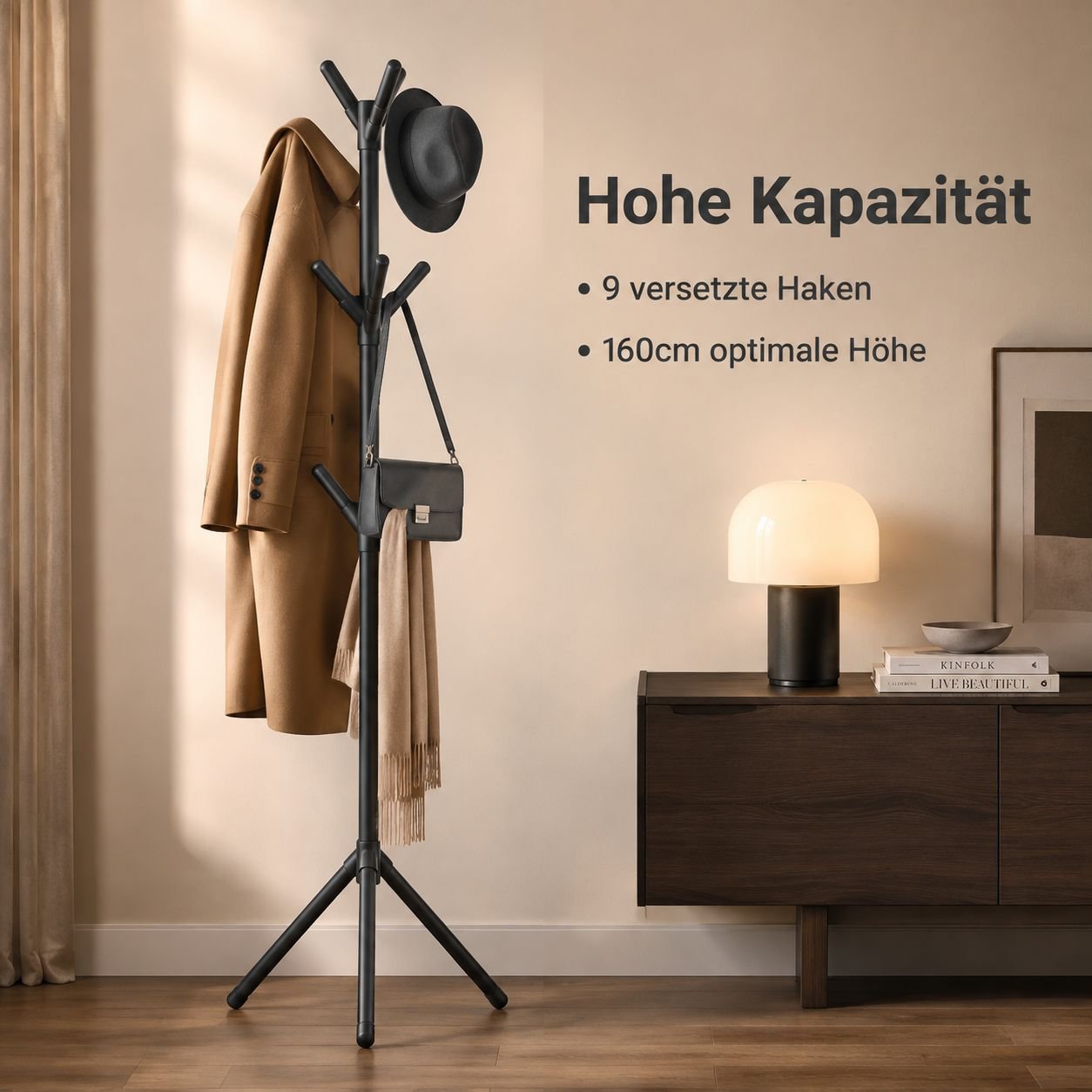 Schlichte, freistehende Garderobe für den Wohnbereich