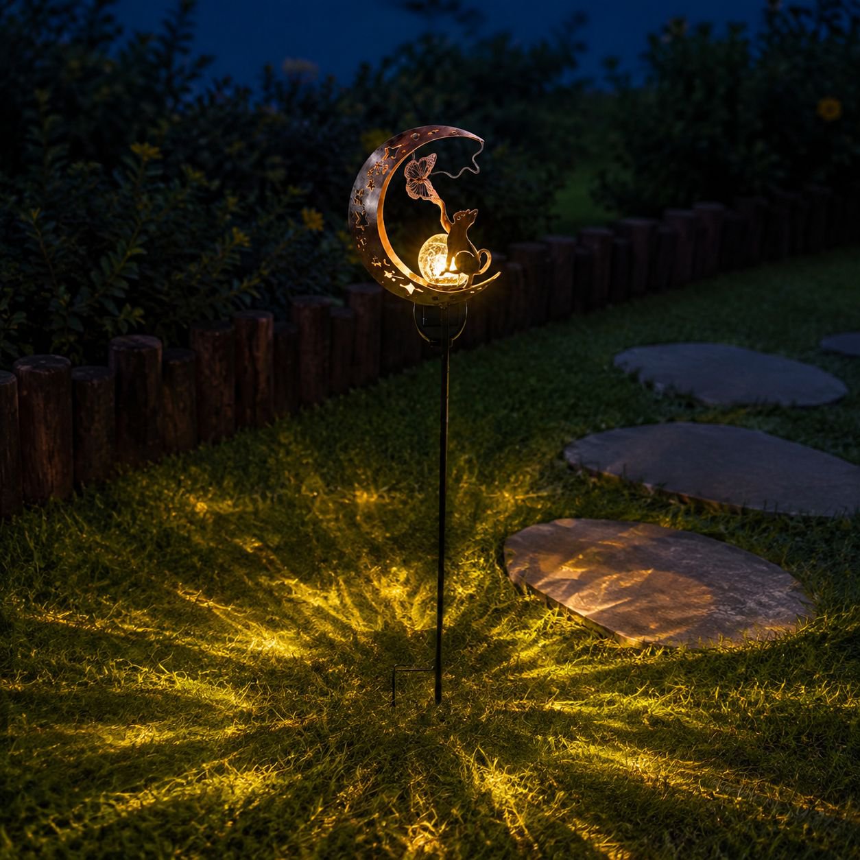 Solarlampe aus Eisen in Katzen-Mond-Design
