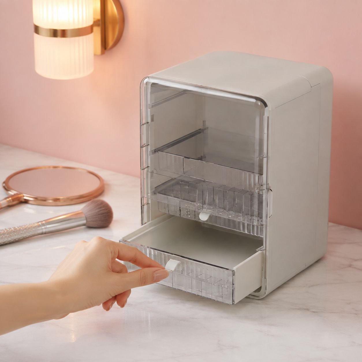 Elegant makeup organizer with foldable design