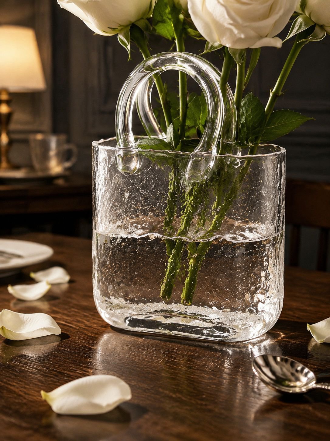 Cesta creativa de vidrio para flores frescas