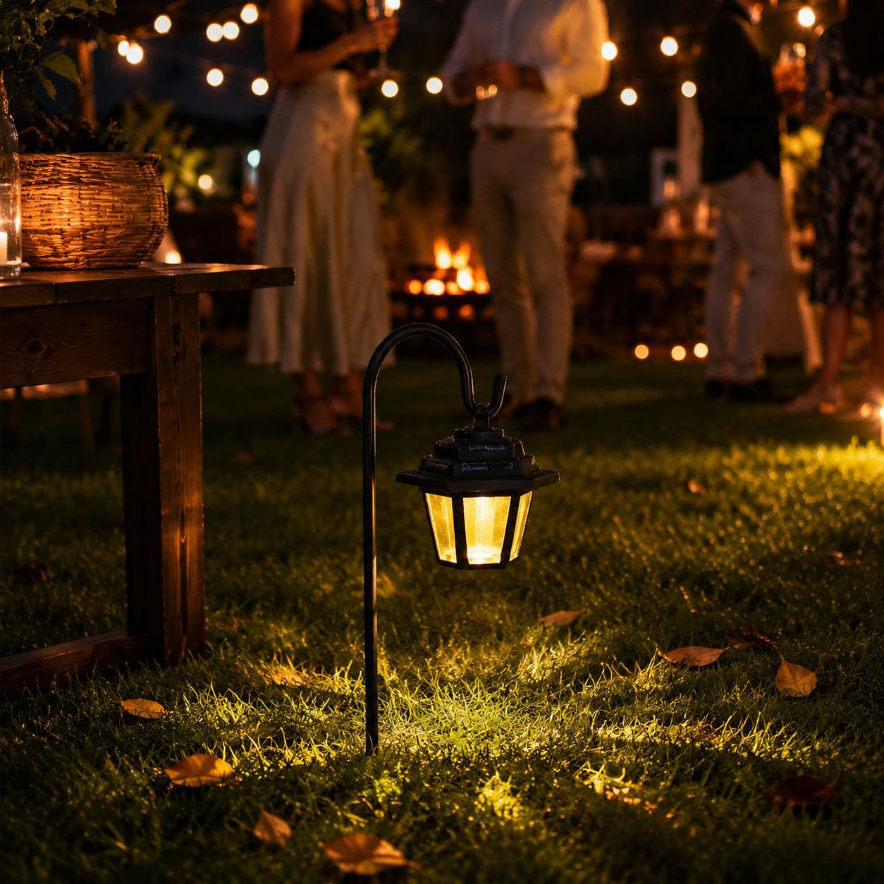 Hexagonal palace lantern, lawn lantern, solar-powered outdoor courtyard lantern, garden villa landsc