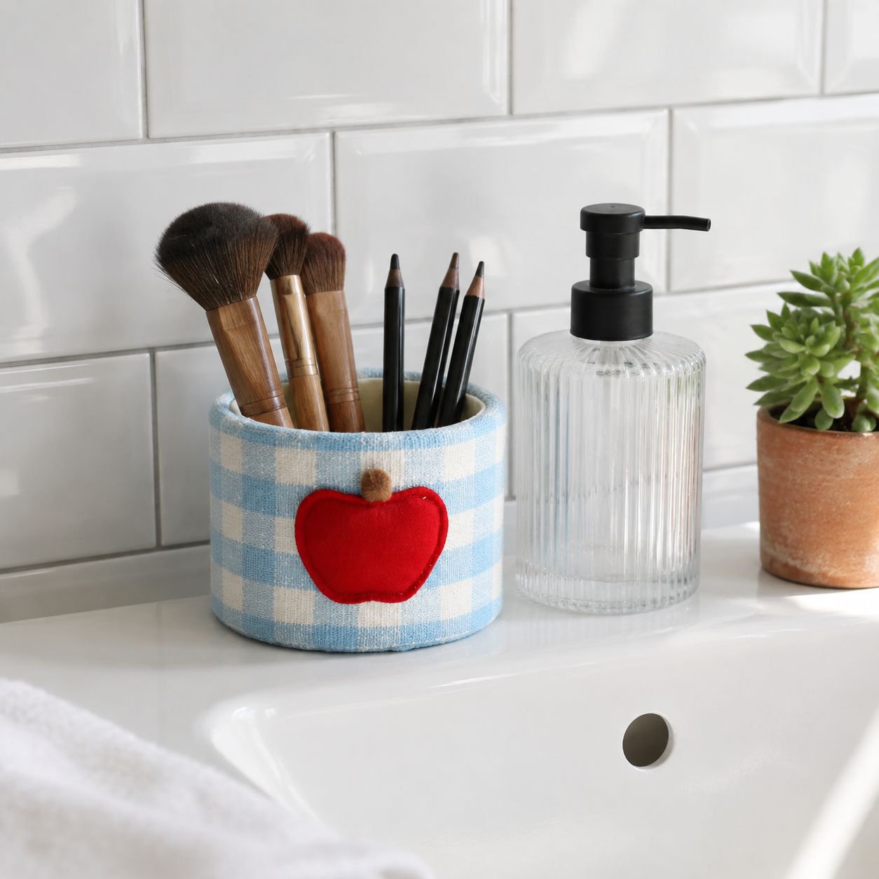 Cute Single-Layer Desktop Storage Box