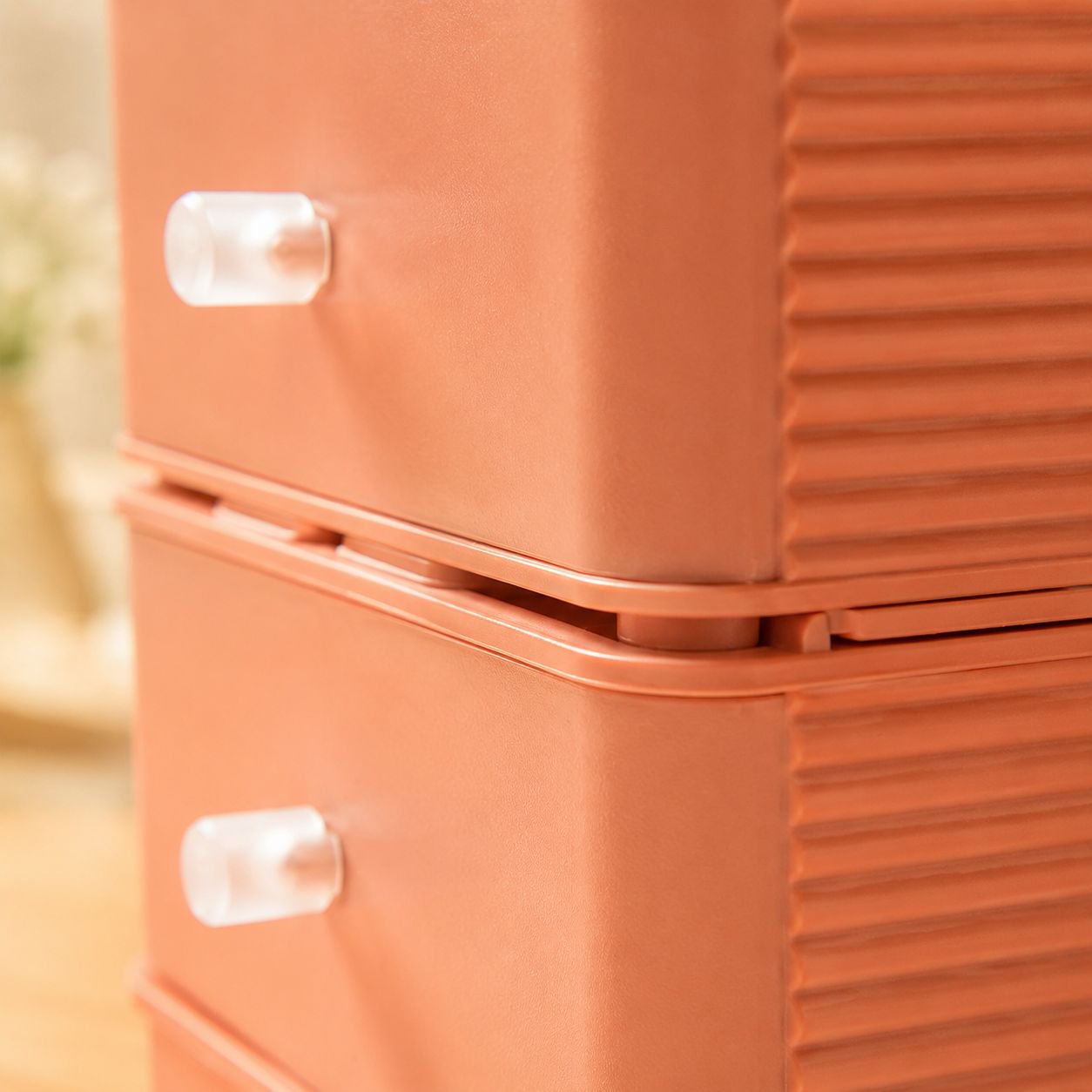 Large capacity plastic storage cabinet with drawers