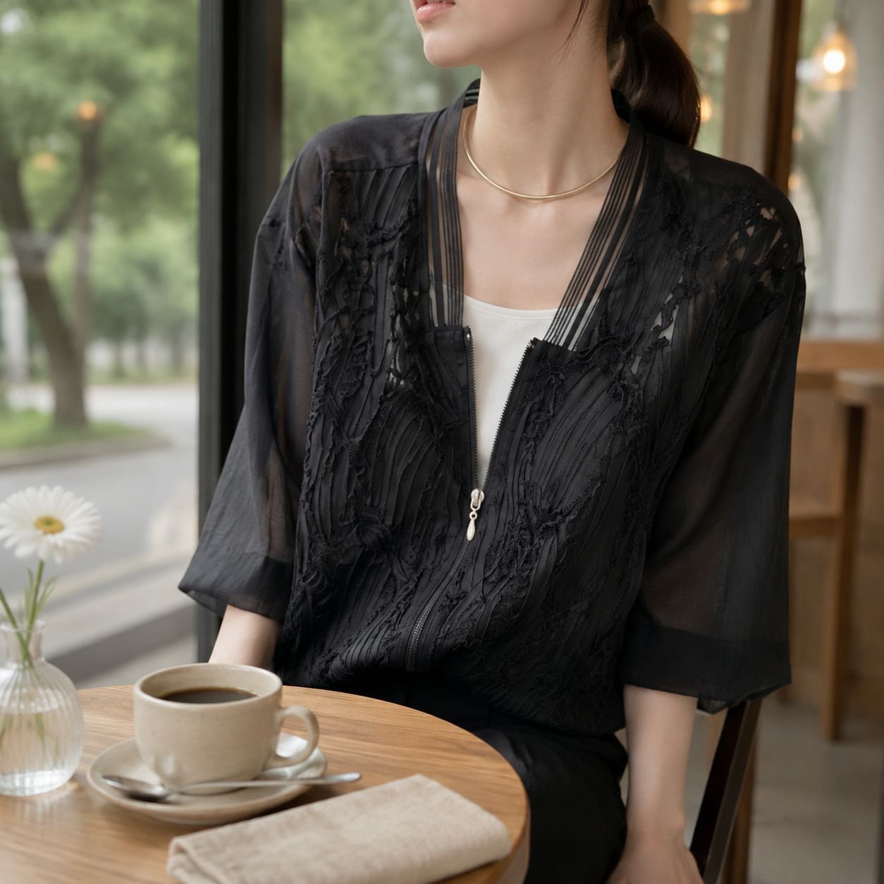 丈夫な刺繍入りシースルーベースボールレーストップス
