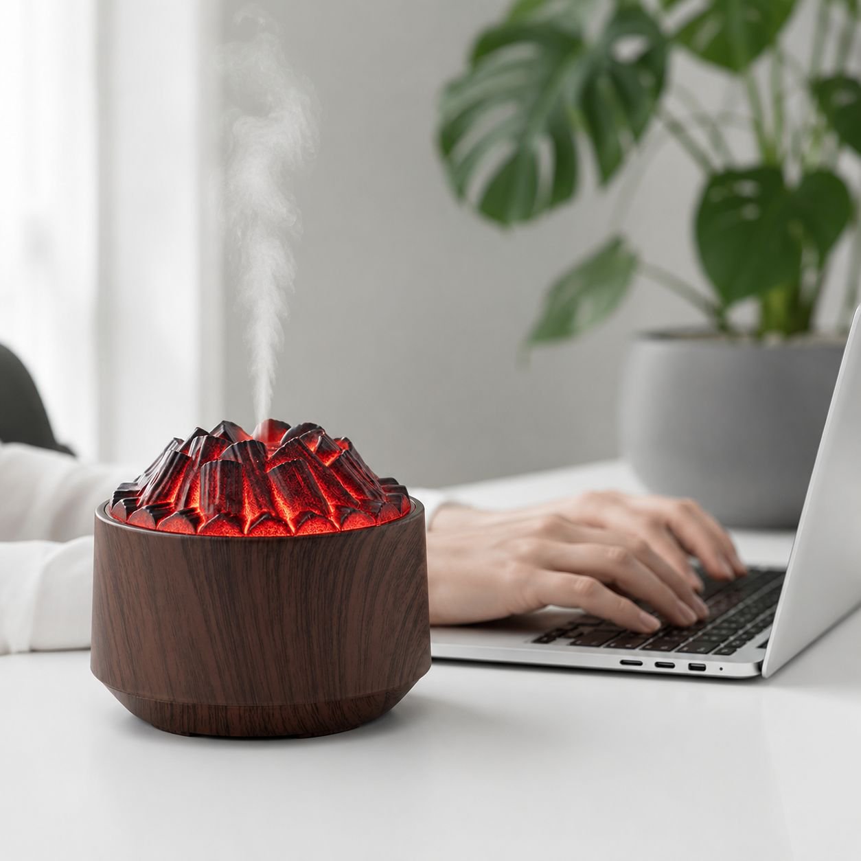 USB Mini Humidifier, Silent Home Aroma Diffuser, High Mist Output