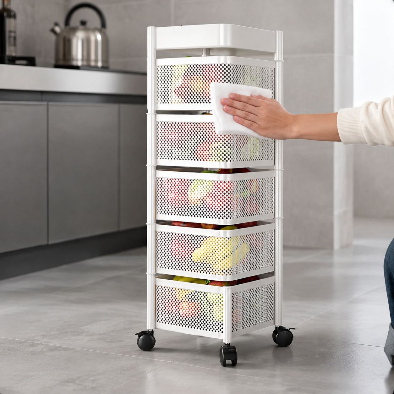 Adjustable kitchen storage rack for pantry organization