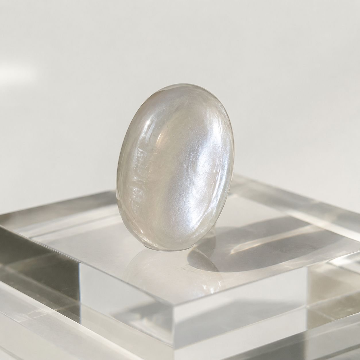 Exaggerated Style Pearlescent Inner Glaze Resin Ring