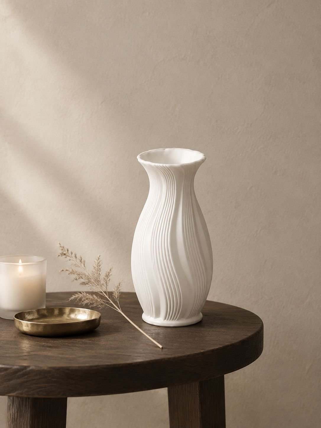 French gradient flower vase viewed from multiple angles