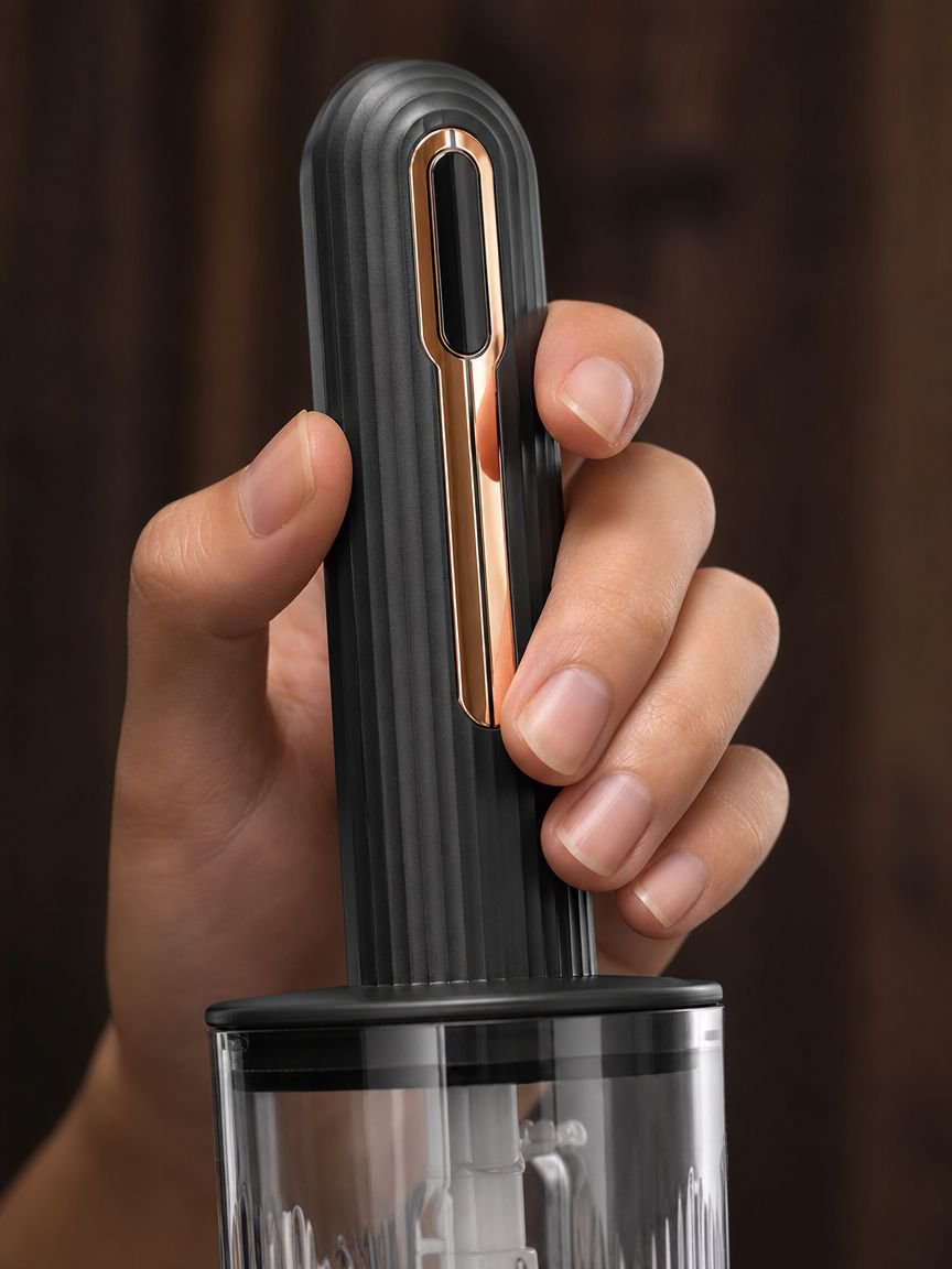Easy-to-use multifunctional mixer for home kitchens