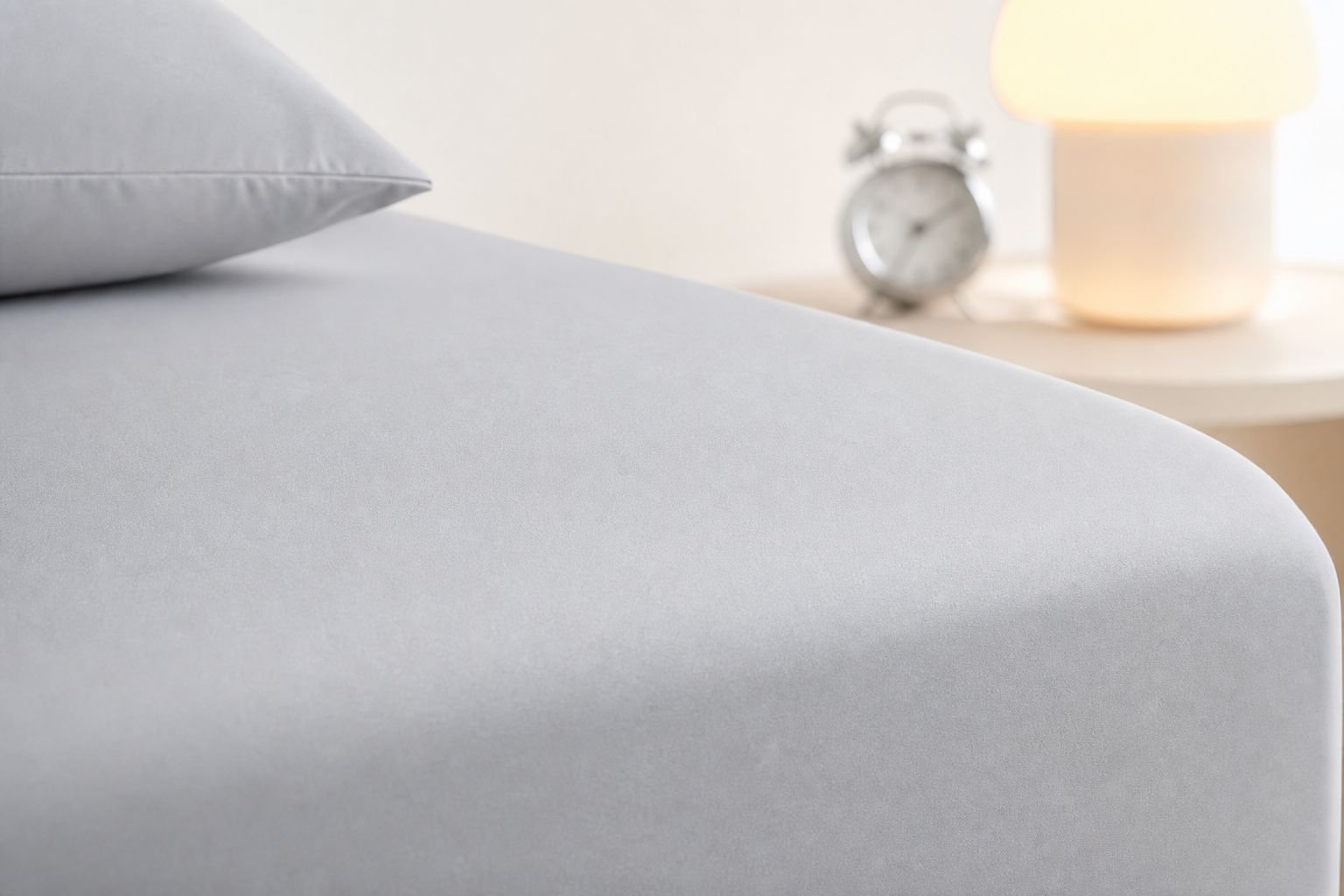 Soft and comfortable summer bedding sheet