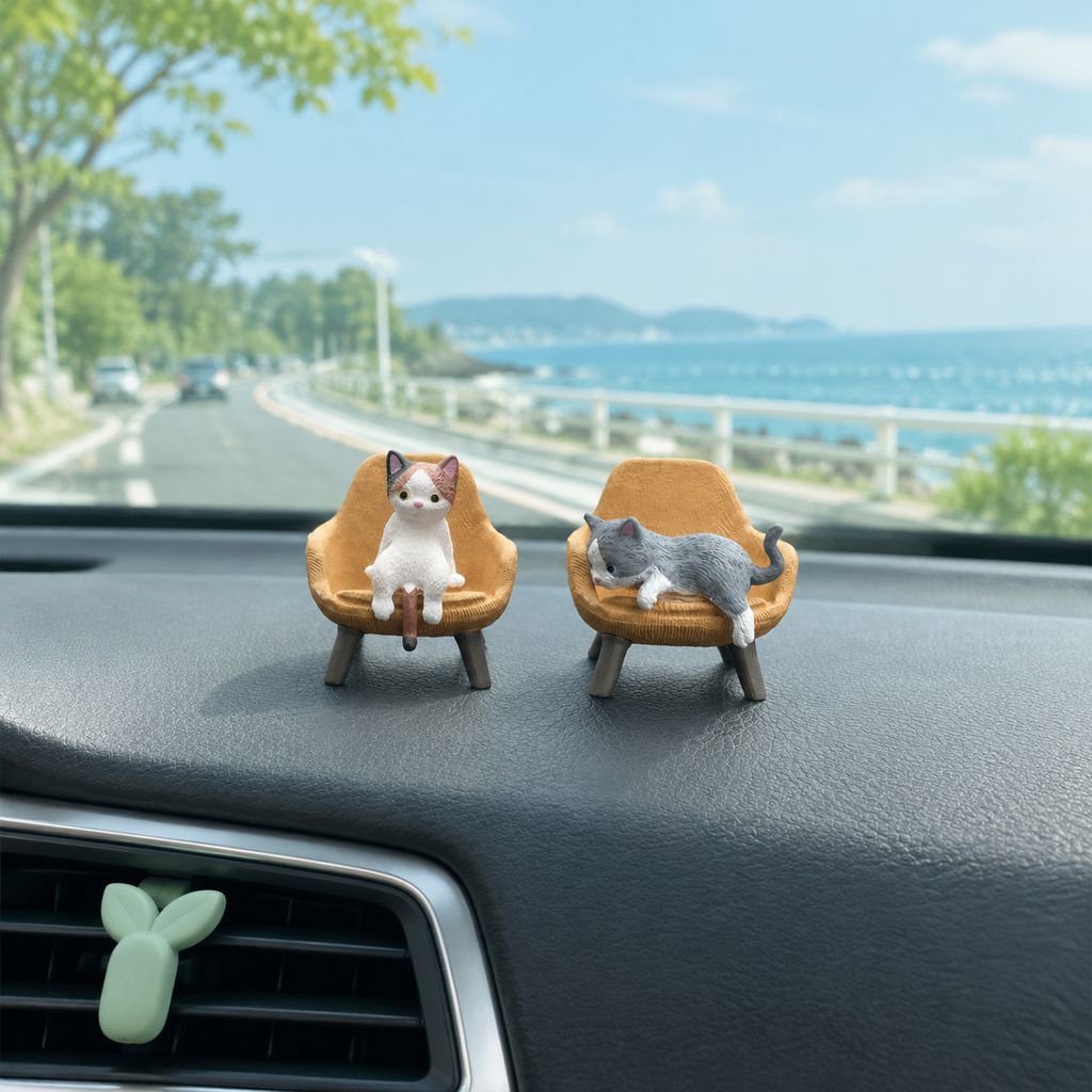車用猫フィギュア、クリエイティブな車内コンソールディスプレイ、女性向けのかわいい漫画風車飾り