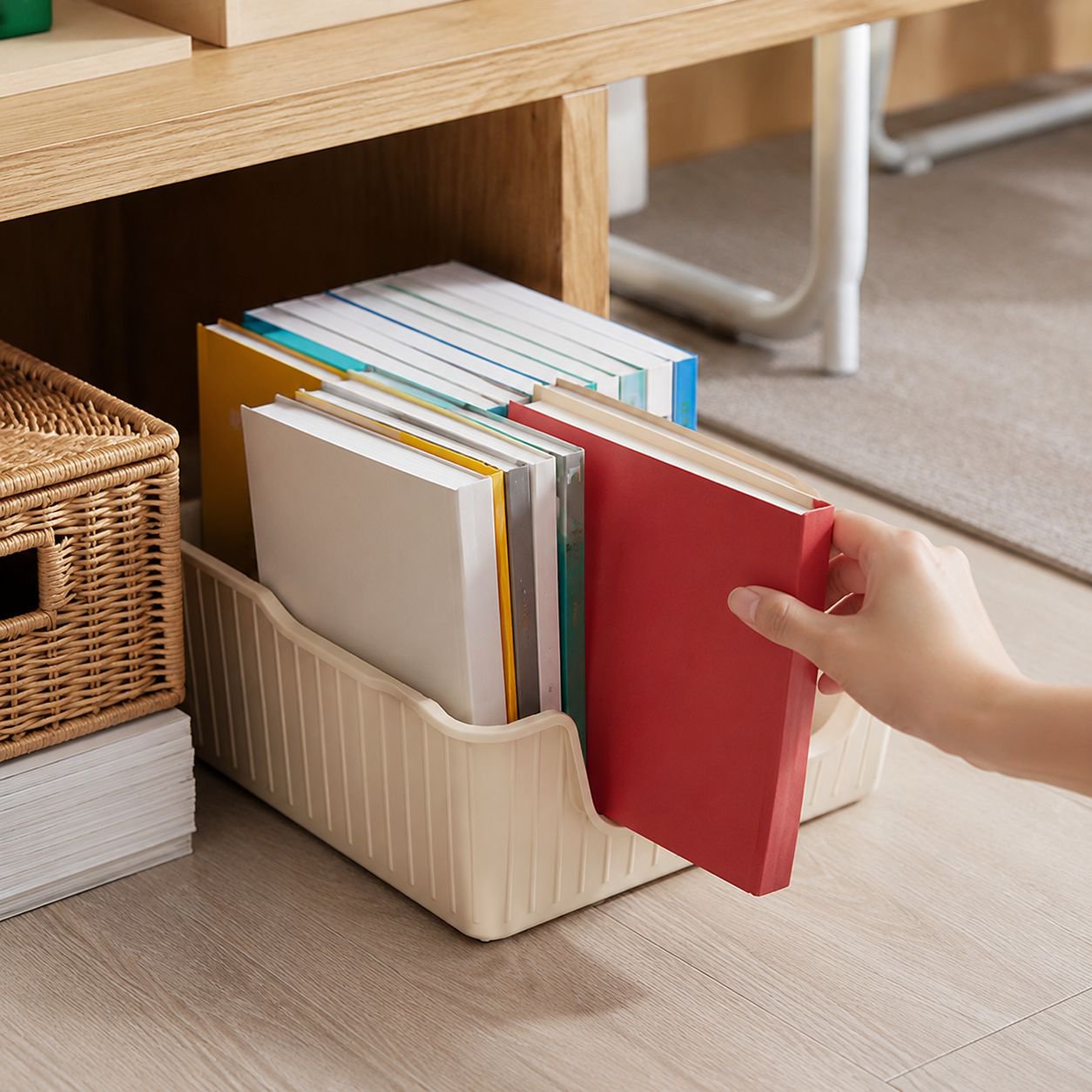 Caja de almacenamiento de libros móvil con ruedas para estudiantes