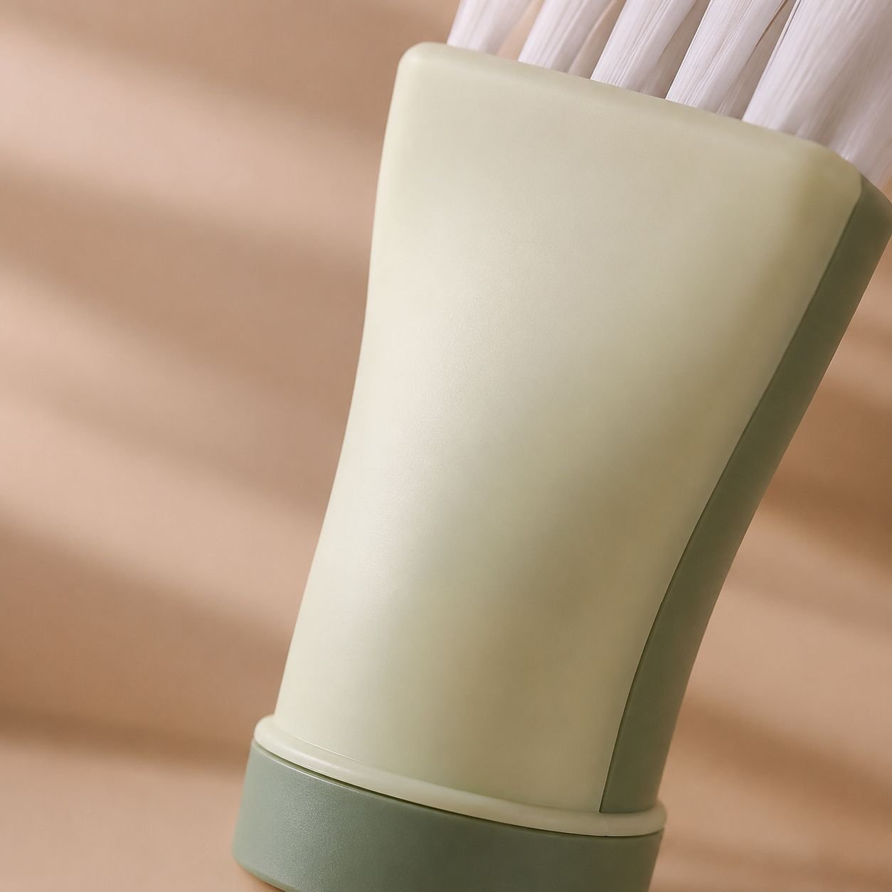 Gentle scrubber for effective hand cleaning